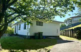 131C Sunset Road, Mangakakahi