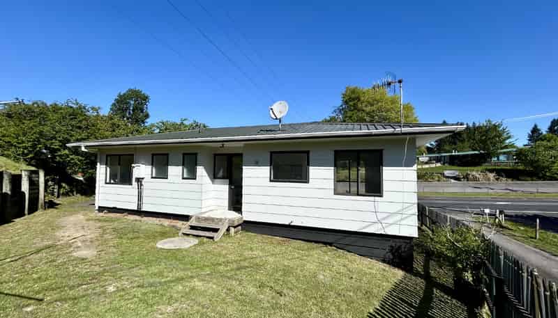 131C Sunset Road, Mangakakahi