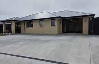 13 Royal Oak Crescent, Oamaru