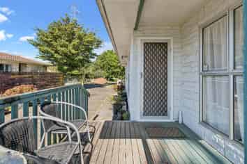 2/32 Latham Avenue, Pakuranga