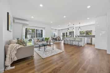 15 The Mews, Northpark