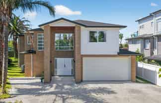 15 The Mews, Northpark