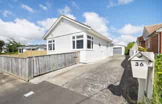 36 Stewart Street, Marton