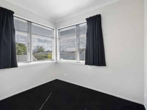 36 Stewart Street, Marton