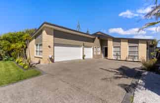 101 Pine Harbour Parade, Beachlands