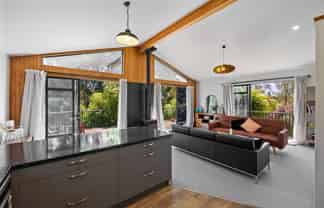 15 Laval Heights, Britannia Heights