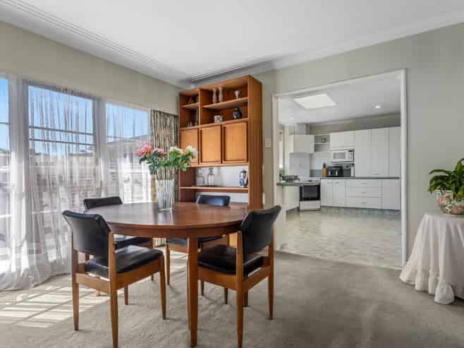 14 Barry Avenue, Whakatane