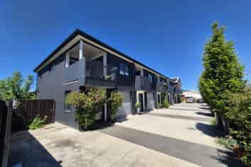 2/88 Poulson Street, Addington