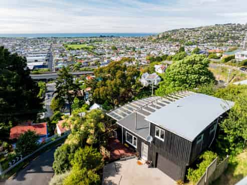 71 Leckhampton Court, Clyde Hill