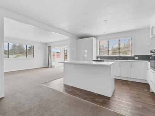 27 Elizabeth Street, Orewa