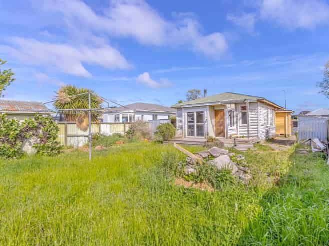 620 Worcester Street, Linwood