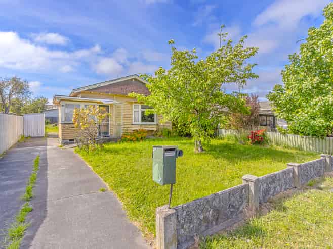 620 Worcester Street, Linwood