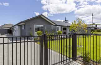 1 Mayfly Grove, Nukuhau