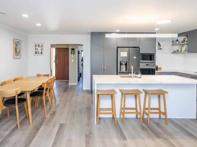 26 Ravenscourt Place, Huntington