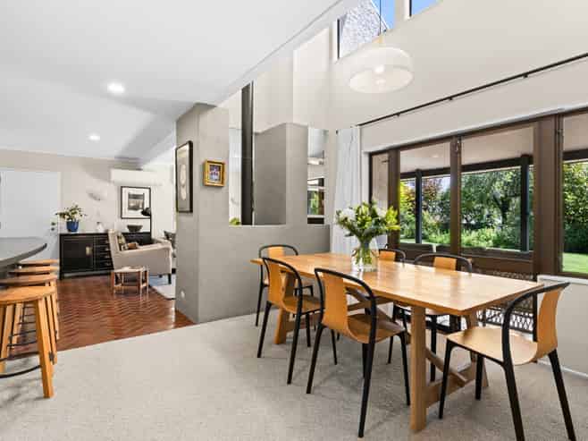 12 Ritchie Place, Havelock North