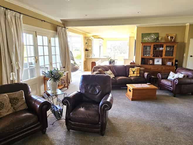 69 Roche Road, Mandeville