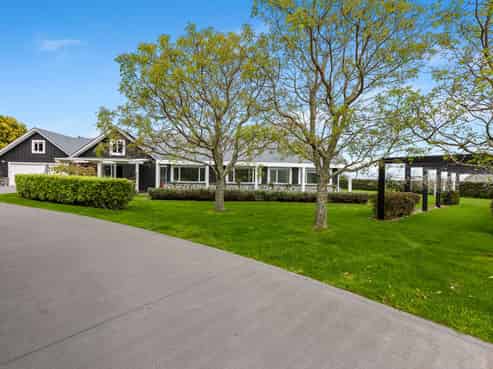 144 Henwood Road, Paraite