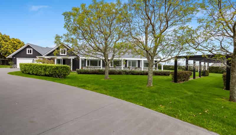 144 Henwood Road, Paraite