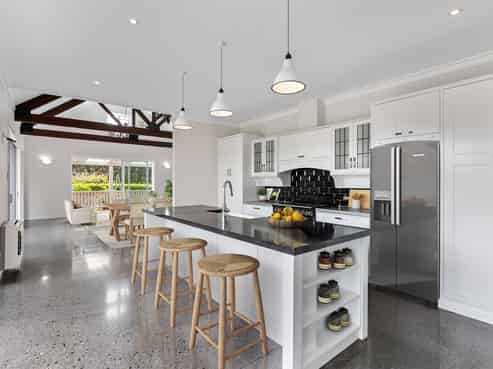 144 Henwood Road, Paraite