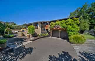 22C Yellowstone Crescent, Burwood