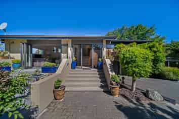 22C Yellowstone Crescent, Burwood