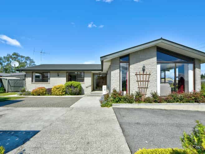 6 Pine Street, Tapanui