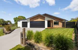 4 Meridian Place, Flagstaff