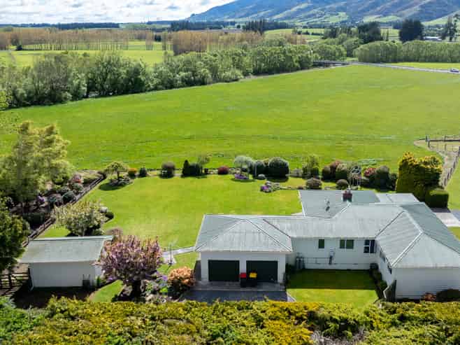 715 Koi Flat Road,, Waikoikoi