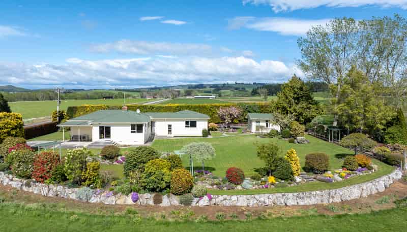 715 Koi Flat Road,, Waikoikoi