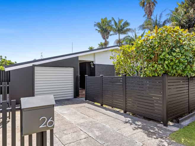 26 Doment Crescent, Orewa