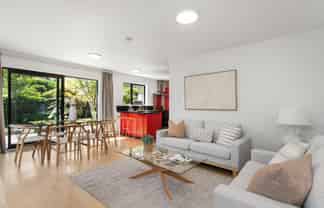 7 Roxburgh Street, Sydenham