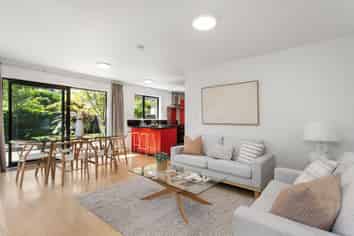 7 Roxburgh Street, Sydenham