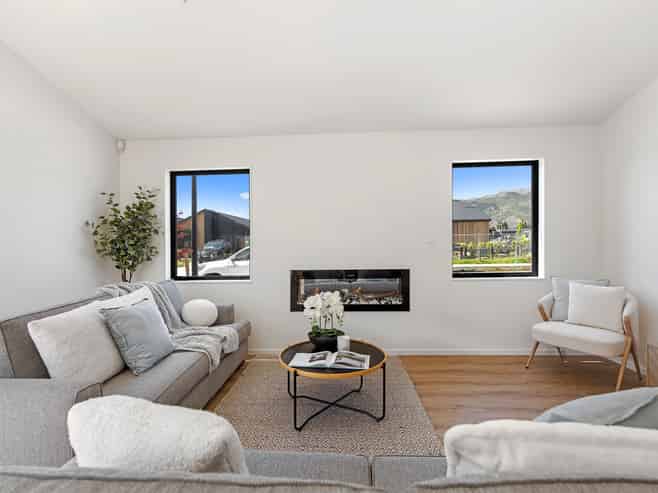 16 Wooing Tree Avenue, Cromwell