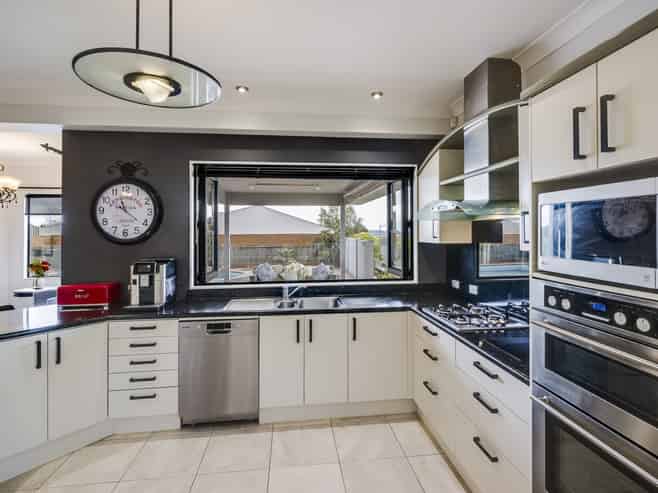 2 The Croft, Havelock North