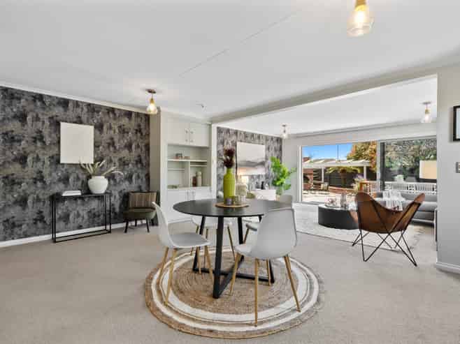 6 Collins Road, Richmond