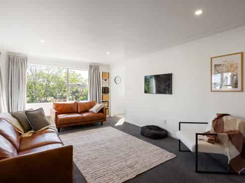 7 Exeter Street, Glenview