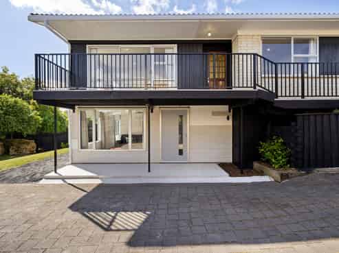 7 Exeter Street, Glenview