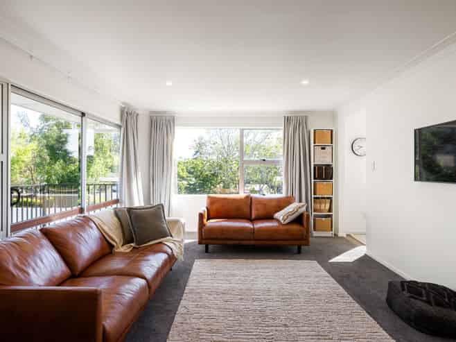 7 Exeter Street, Glenview