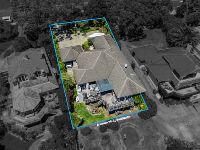 4 Mellons Bay Road, Mellons Bay