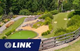 Smallgusta, Pools & Cafe