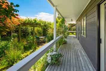 39B Aquarius Drive, Kawaha Point