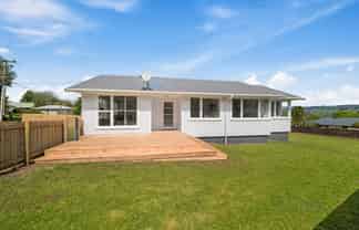 56 Thomas Crescent, Western Heights