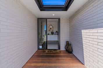 6 Arrowsmith Drive, Halswell