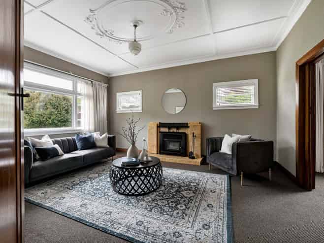 355 High Street, Hawera