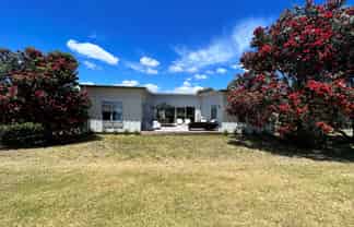 117 The Fairway, Matarangi