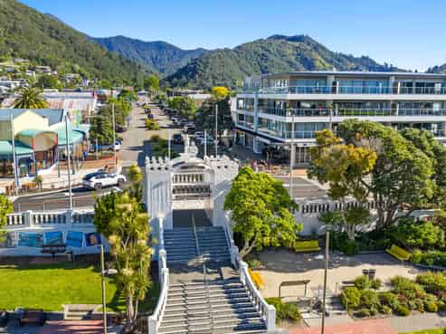 Blue-chip commercial asset in the heart of Picton