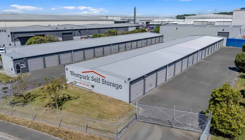 31 Connaught Drive, Islington