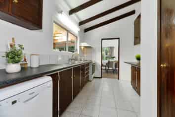 12 Simon Ellice Drive, Bayview