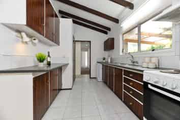 12 Simon Ellice Drive, Bayview