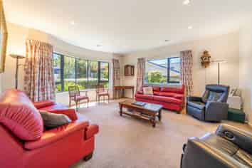 5 Ormrod Grove, Riverstone Terraces